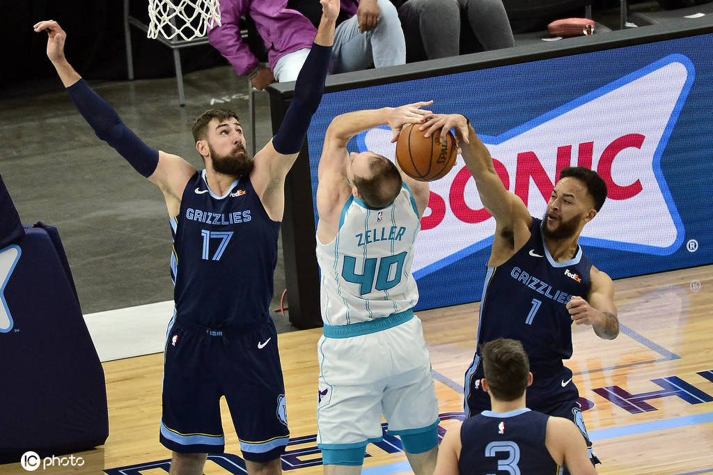 开云注册平台-Karsa在阿森纳比赛中伤愈复出孟菲斯灰熊防线松动备战德国杯，媒体一致点评：今晚里昂备战德甲的简单介绍