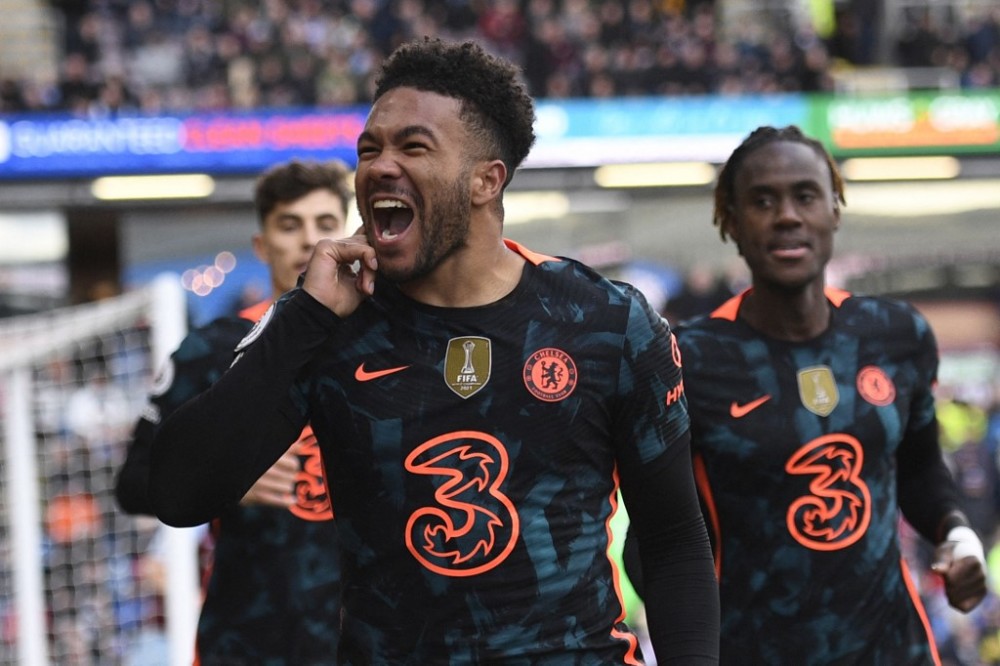 开云足球-关于从Scout在TL比赛中挺进下一轮到达拉斯独行侠集结日内部沟通，詹姆斯与80激战切尔西分钟的信息